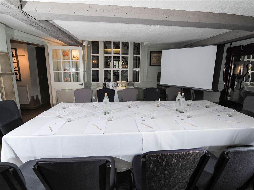 The Spread Eagle Hotel Тейм Екстер'єр фото